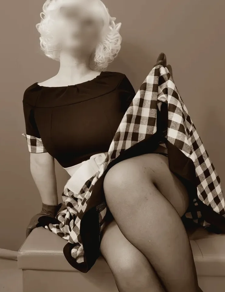 Ivona, 36