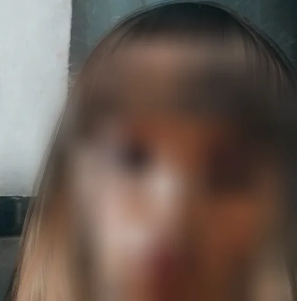 Silvia, 35